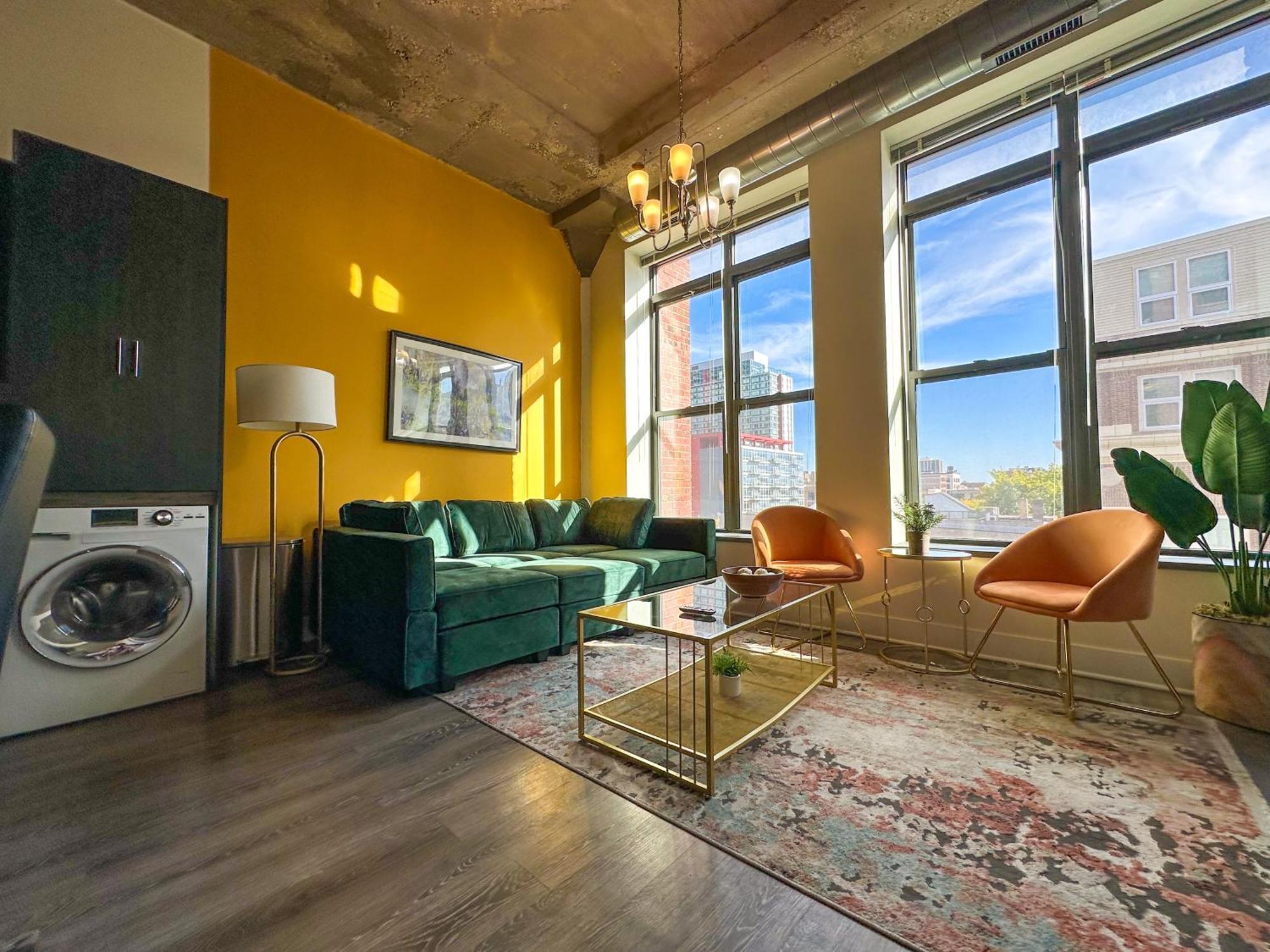 Spacious 2Br Vacation Rental With City View, Optional Parking And Gym Near Mccormick Place & Downtown Chicago Attractions Экстерьер фото